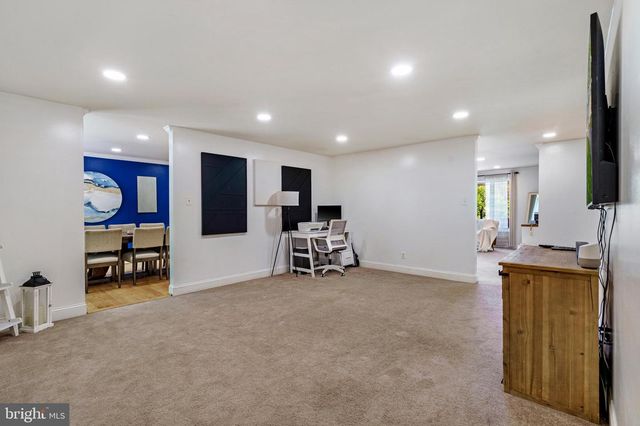 42 TOGETHER DR, Inwood, WV 25428