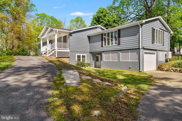 42 TOGETHER DR, Inwood, WV 25428