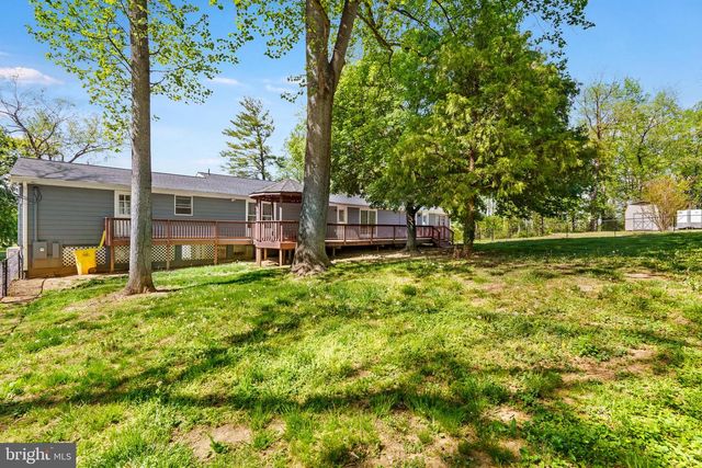 42 TOGETHER DR, Inwood, WV 25428