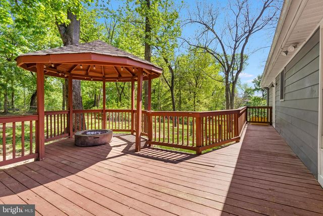 42 TOGETHER DR, Inwood, WV 25428