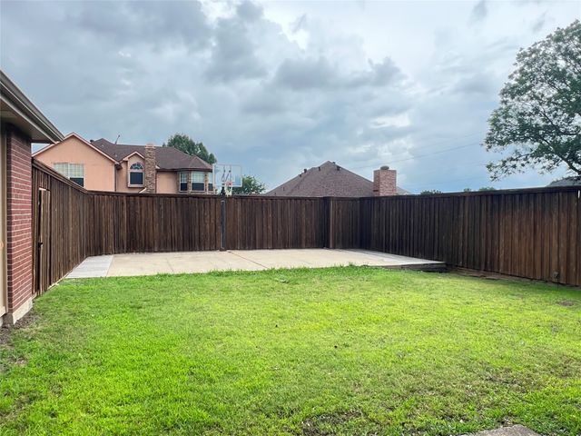 723 Sumner Drive, Mesquite, TX 75149