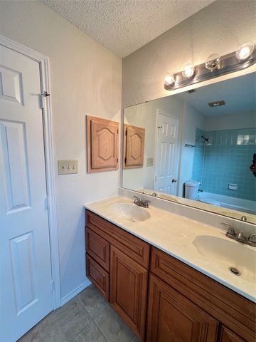 723 Sumner Drive, Mesquite, TX 75149