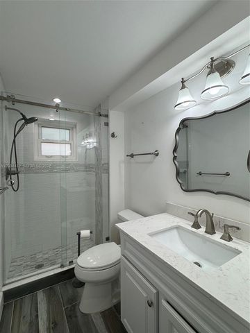 901 S Surf Road 407, Hollywood, FL 33019