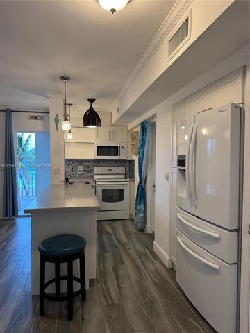 901 S Surf Road 407, Hollywood, FL 33019