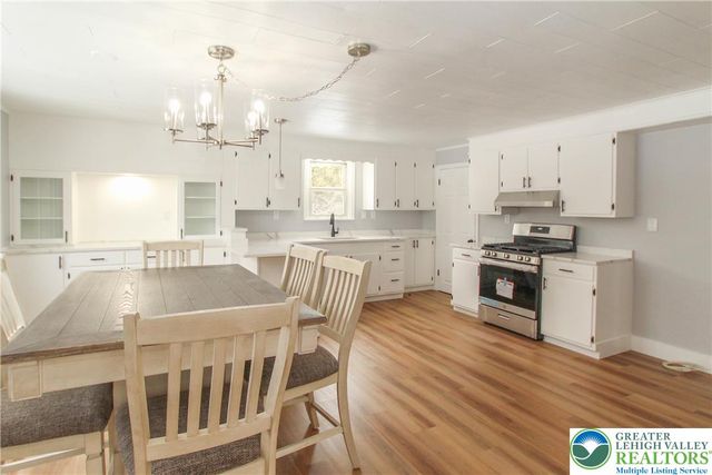 1459 Easton Road, Hellertown Boro, PA 18055