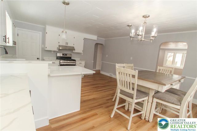 1459 Easton Road, Hellertown Boro, PA 18055