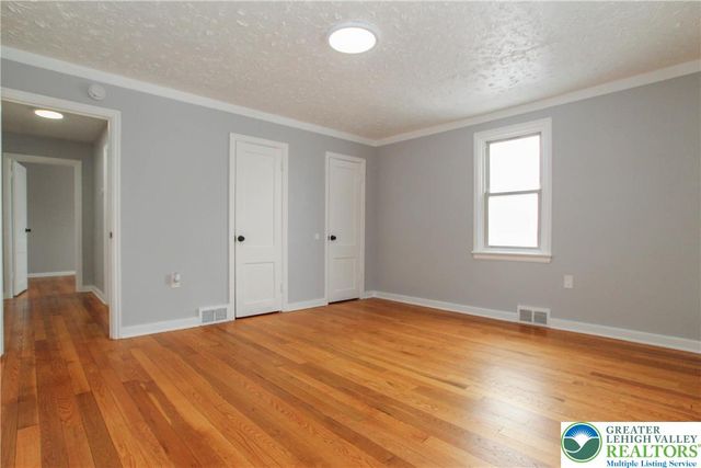 1459 Easton Road, Hellertown Boro, PA 18055