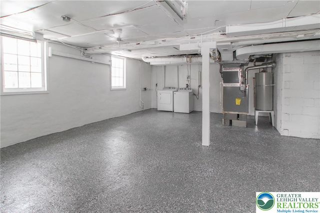 1459 Easton Road, Hellertown Boro, PA 18055