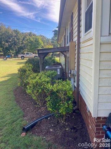 6700 Sisk-Carter Road, Rockwell, NC 28138