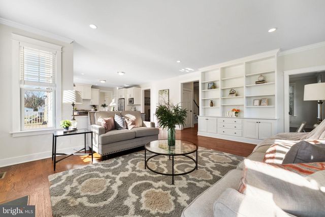 129 CONESTOGA RD, Malvern, PA 19355