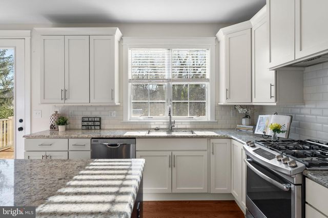 129 CONESTOGA RD, Malvern, PA 19355