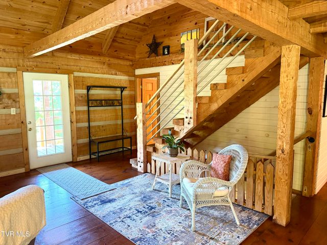 15655 Barnrock Road, Mendota, VA 24270