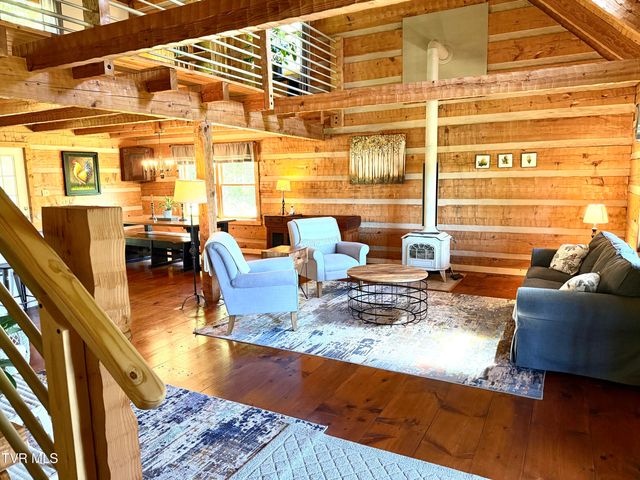15655 Barnrock Road, Mendota, VA 24270