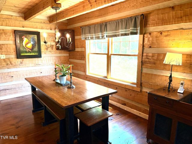 15655 Barnrock Road, Mendota, VA 24270