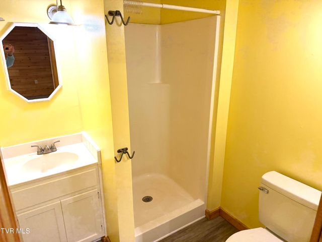 15655 Barnrock Road, Mendota, VA 24270