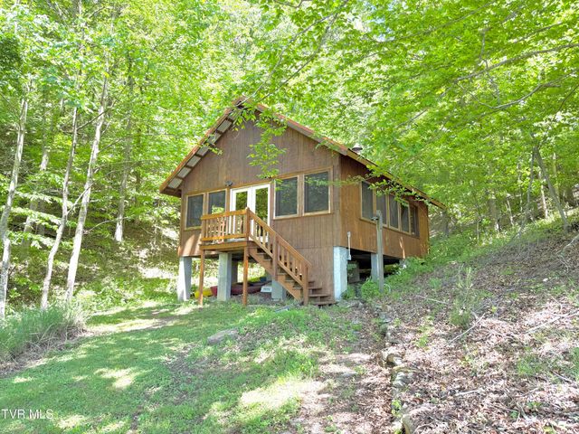 15655 Barnrock Road, Mendota, VA 24270
