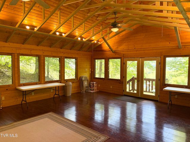 15655 Barnrock Road, Mendota, VA 24270