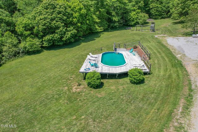 15655 Barnrock Road, Mendota, VA 24270