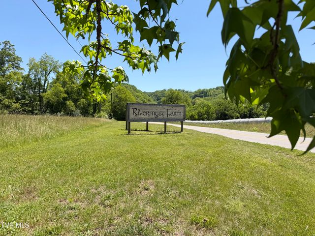 15655 Barnrock Road, Mendota, VA 24270