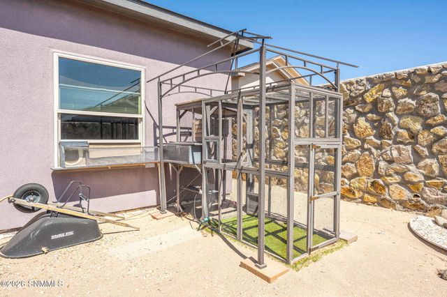 4684 Powder River Drive, Las Cruces, NM 88012