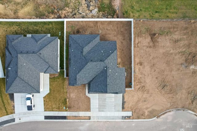 1516 Bird Farm Dr, Jerome, ID 83301