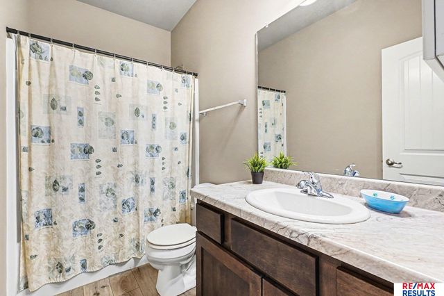 7332 N 167 Street, Bennington, NE 68007