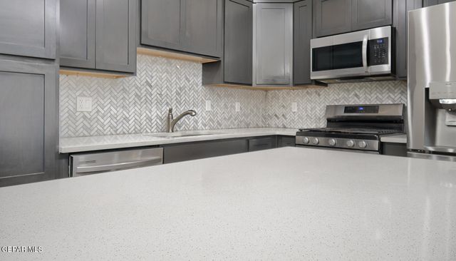 14936 Mike A Mendoza Avenue, El Paso, TX 79938