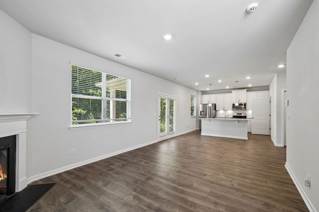 1045 Altavista Ln, Smyrna, TN 37167