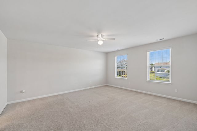 1045 Altavista Ln, Smyrna, TN 37167