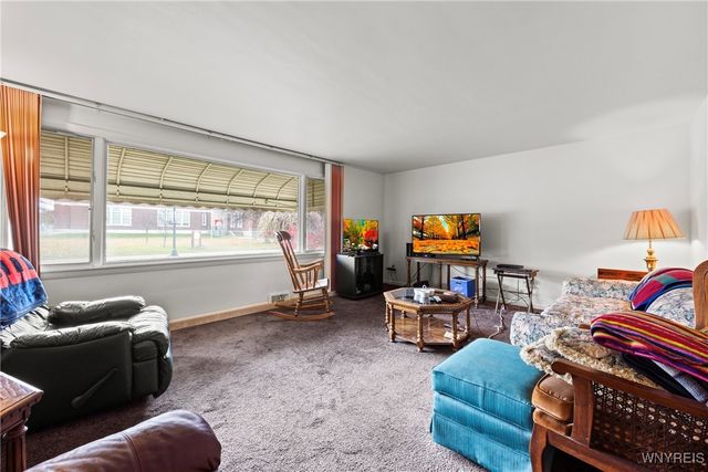 1740 Clinton Street, Buffalo, NY 14206