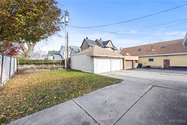 1740 Clinton Street, Buffalo, NY 14206