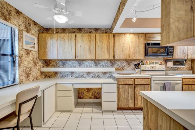 420 BEACH ROAD 508, Sarasota, FL 34242