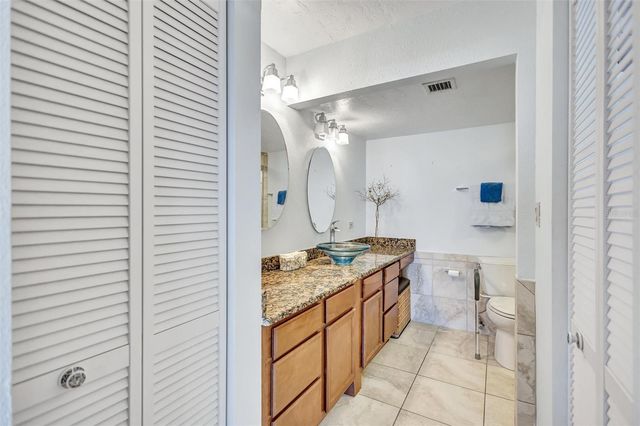 420 BEACH ROAD 508, Sarasota, FL 34242