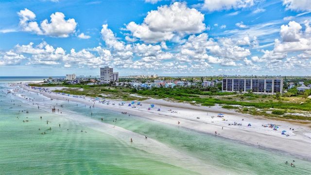 420 BEACH ROAD 508, Sarasota, FL 34242