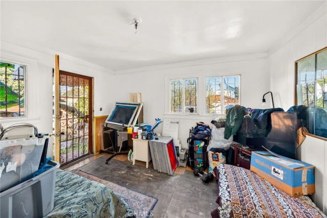 5356 Chesley, Los Angeles, CA 90043