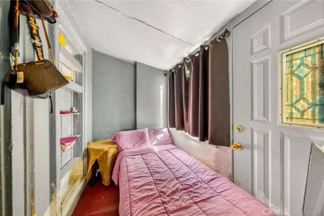 5356 Chesley, Los Angeles, CA 90043