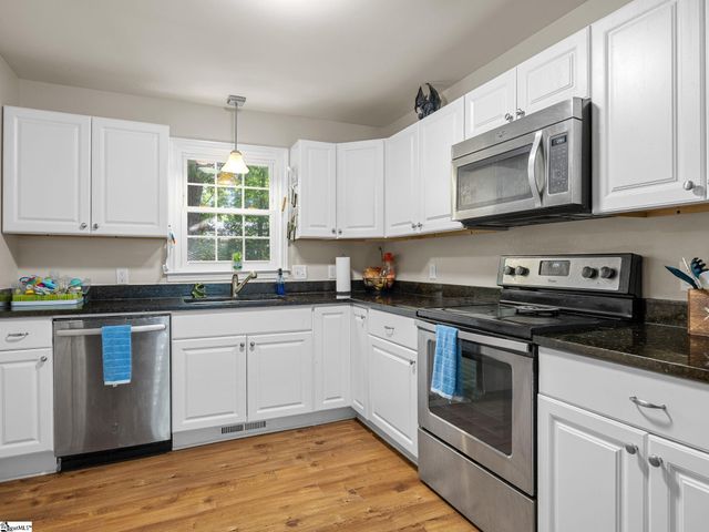 112 Canebrake Circle, Greer, SC 29650