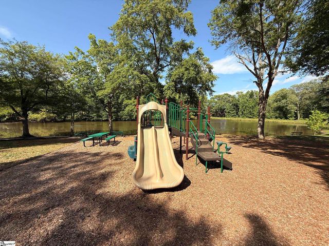112 Canebrake Circle, Greer, SC 29650
