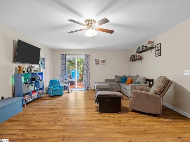 112 Canebrake Circle, Greer, SC 29650