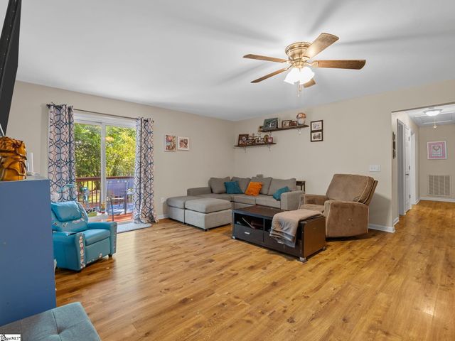 112 Canebrake Circle, Greer, SC 29650