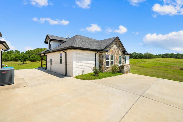 4907 Sunshine Rd, Pearcy, AR 71964