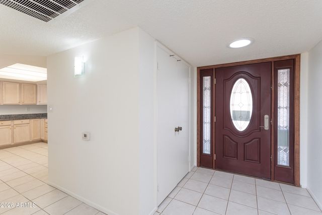 12003 S TONOPAH Drive, Phoenix, AZ 85044