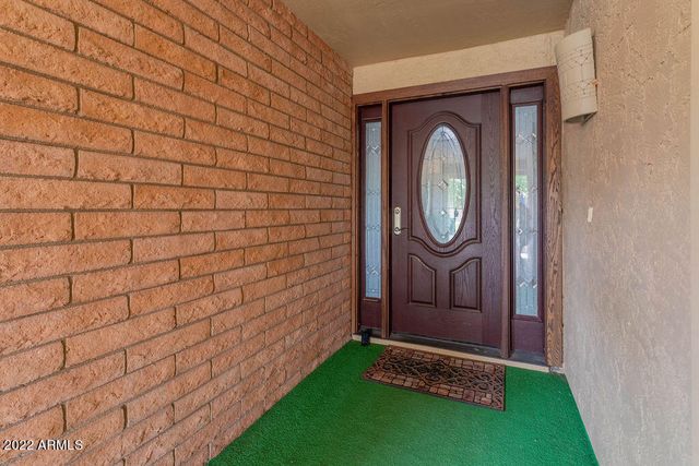 12003 S TONOPAH Drive, Phoenix, AZ 85044