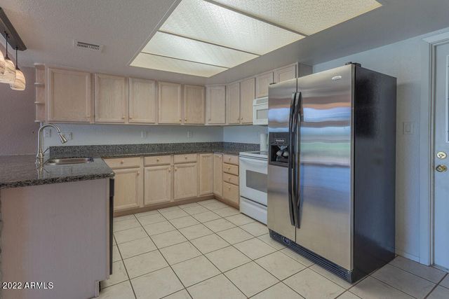 12003 S TONOPAH Drive, Phoenix, AZ 85044