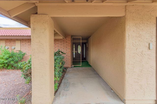 12003 S TONOPAH Drive, Phoenix, AZ 85044