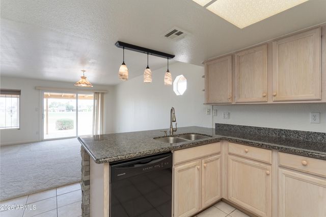 12003 S TONOPAH Drive, Phoenix, AZ 85044