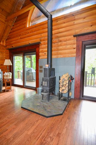 562 Brier Branch Road, Graysville, TN 37338