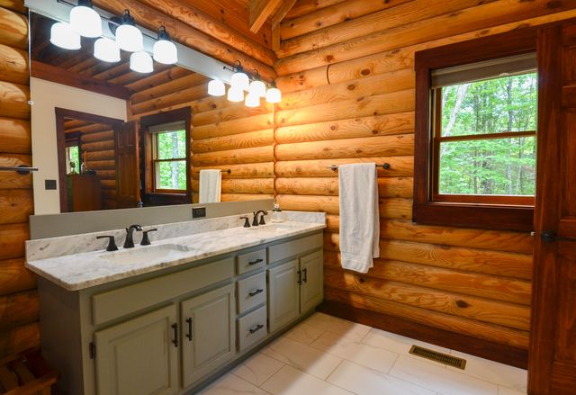 562 Brier Branch Road, Graysville, TN 37338