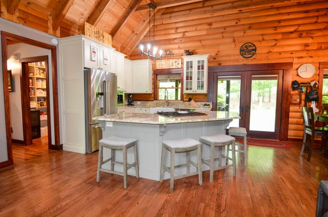 562 Brier Branch Road, Graysville, TN 37338