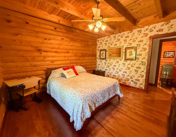 562 Brier Branch Road, Graysville, TN 37338
